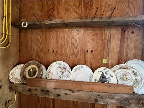 Decorative Vintage Plates
