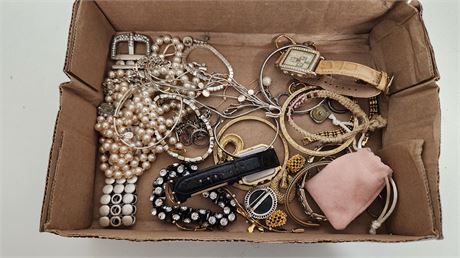 Lot Of Jewelry