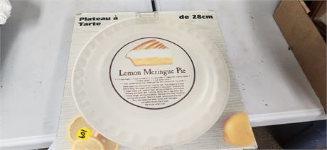Pie Plate With Box