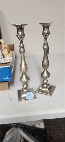 2 Candle Holders