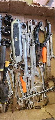 Flat of Tools