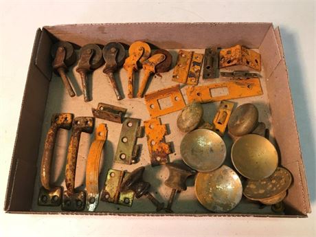 Flat of Vintage Door Knobs & Misc. (#1)