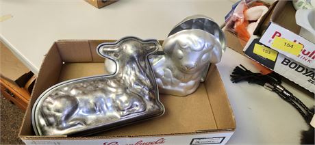 Cake pans