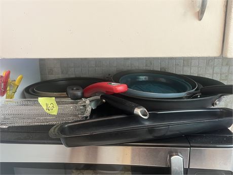 Pans, Misc