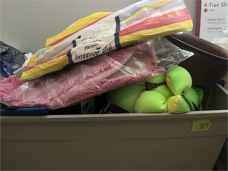Misc. Tote Lot