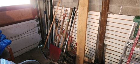 Corner cleanout Lot of tools