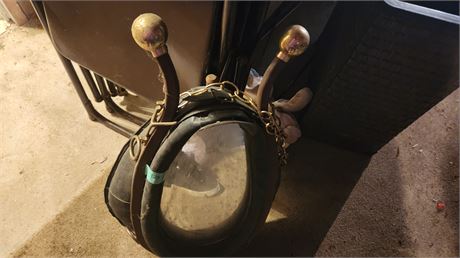 Vintage Horse Collar With Mirror