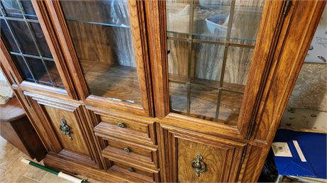 Large Hutch