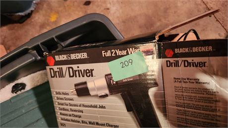 Black and decker drill driver