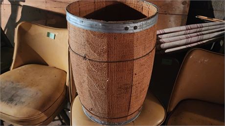 Wood Barrel. NO LID