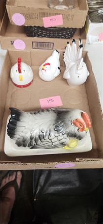 Chicken salt, pepper, butter and egg timer