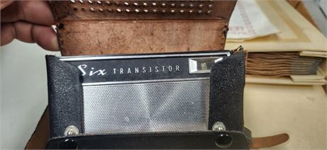 Vintage Hand Radio & Lot Of 45 Records