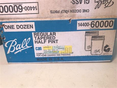 7 Ball Half Pint Jars