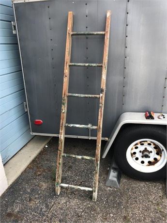 6ft Section of Wooden Ladder