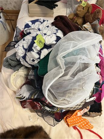 Scarf Lot