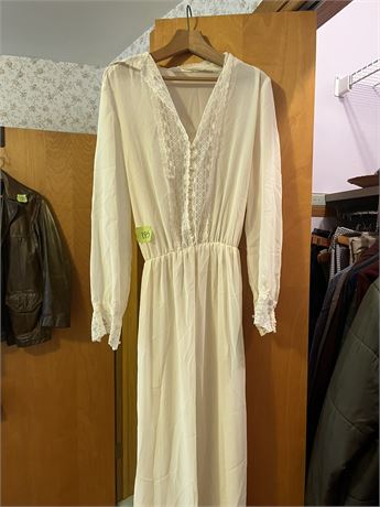 Vintage Nightgown