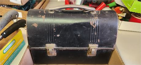 Vintage Metal Lunch Box. No Thermos