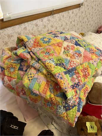 Quilt, Blankets