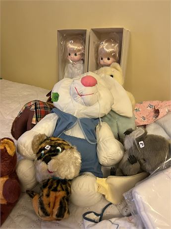 Stuffed Animals, Dolls