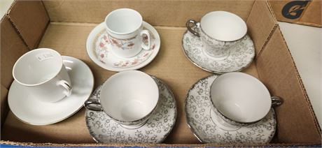 Lot Of Collectable Tea Cups & Saucers