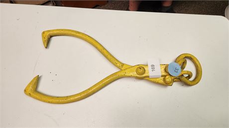 Heavy Metal Lifting Tongs With Grab Hooks,