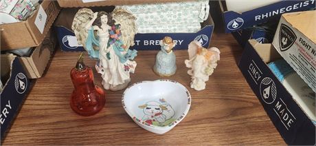 Lot Of Collectables