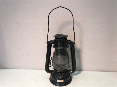 Swallow Brand Black Lantern (#1)