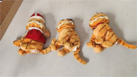 3 Garfield Plush Collectables