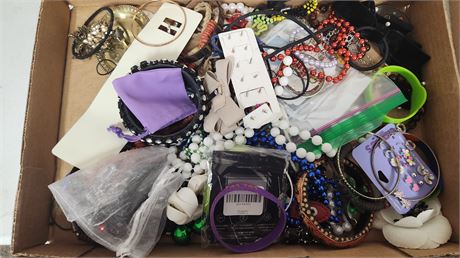 Lot Of Jewelry