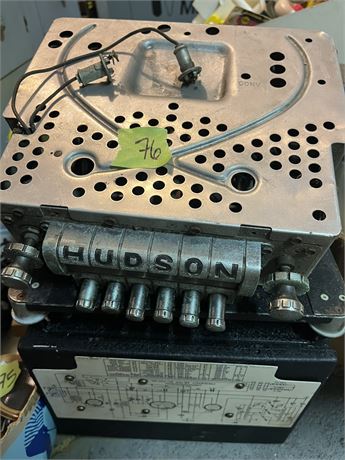 Vintage Hudson Car Dash Tube Radio