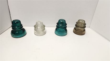 4 Glass Insulators