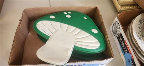 Green Mushroom Purse
