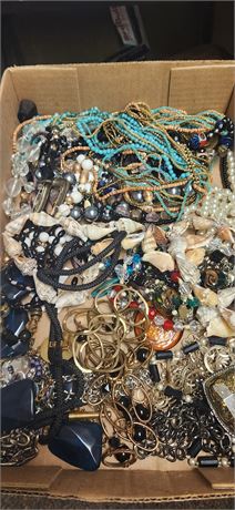 Lot Of Jewelry