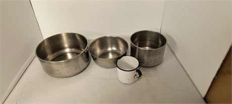 Mixing Bowls & Metal Cup