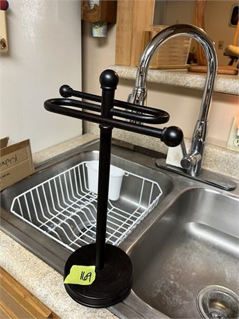 Towel Rack