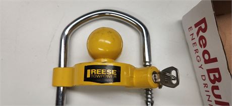 Reese Tow Power With Key & Misc.
