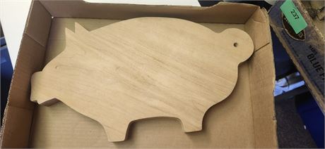Wood Pig Cutting Board