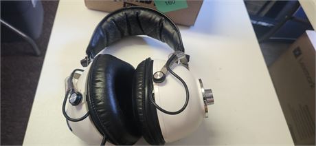 Rystl Steroe Head Phones