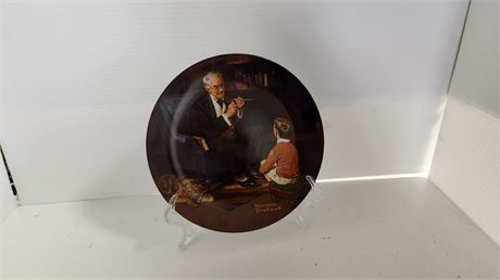 Knowles Numbered Collector Plate & Stand