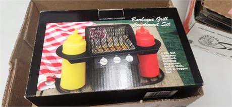 Barbeque Grill Condiment Set