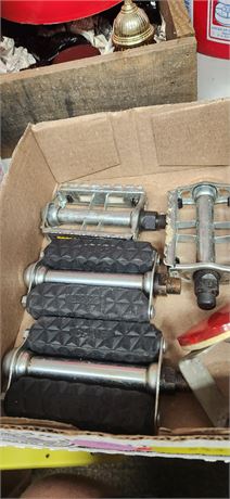 Bicycle Pedals & Reflector & Tire tube
