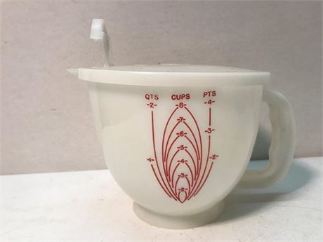 Tupperware Measuring Pitcher