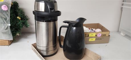 Carafe & Drink Dispenser