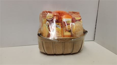 Mango Mandarin Scent Body Care Gift Basket