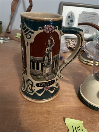 Beer Stein, Light