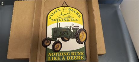 Nice John Deer Metal Sign