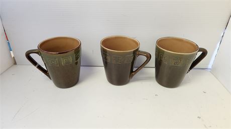 Pfaltzgraff  Mugs