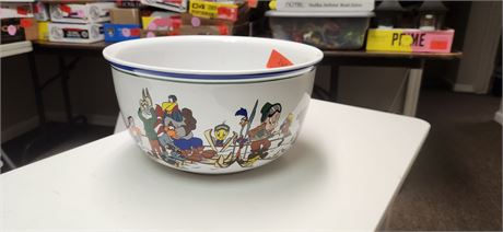 1994 Looney Tunes Serving Bowl