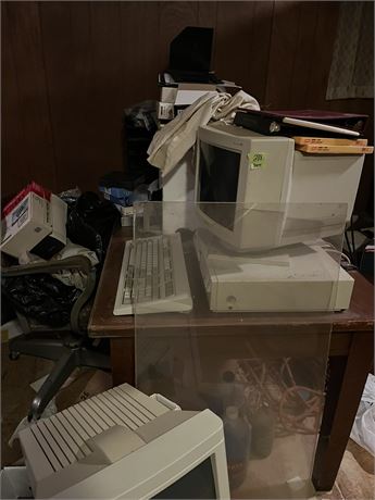 Computer Lot