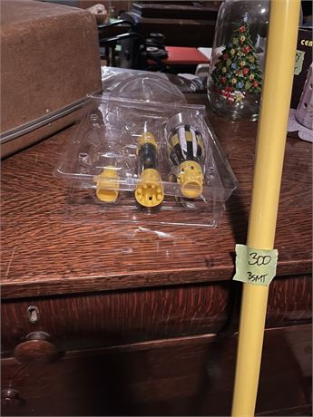 Light Bulb Changer Extension Pole